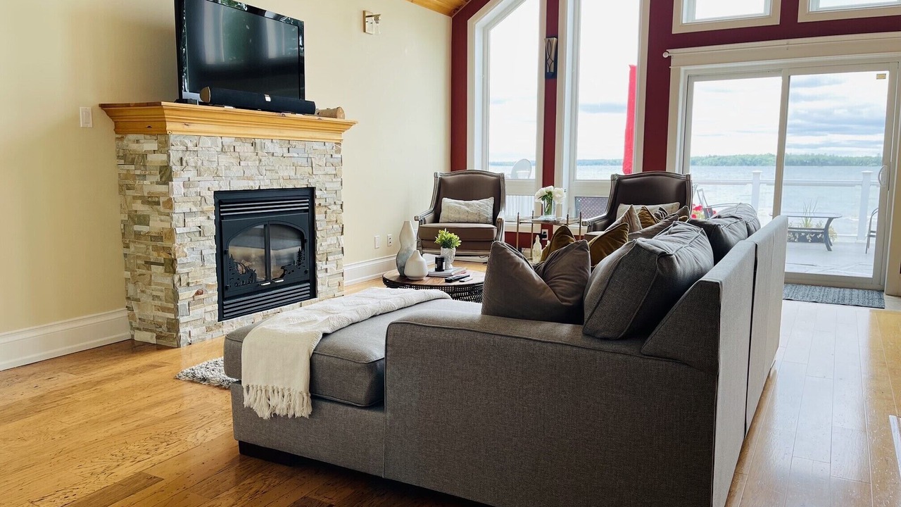 Photo of Livingroom in Washago