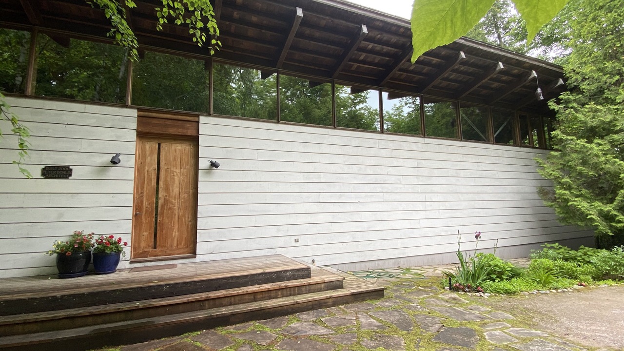 Photo of Outdoor in Tiny