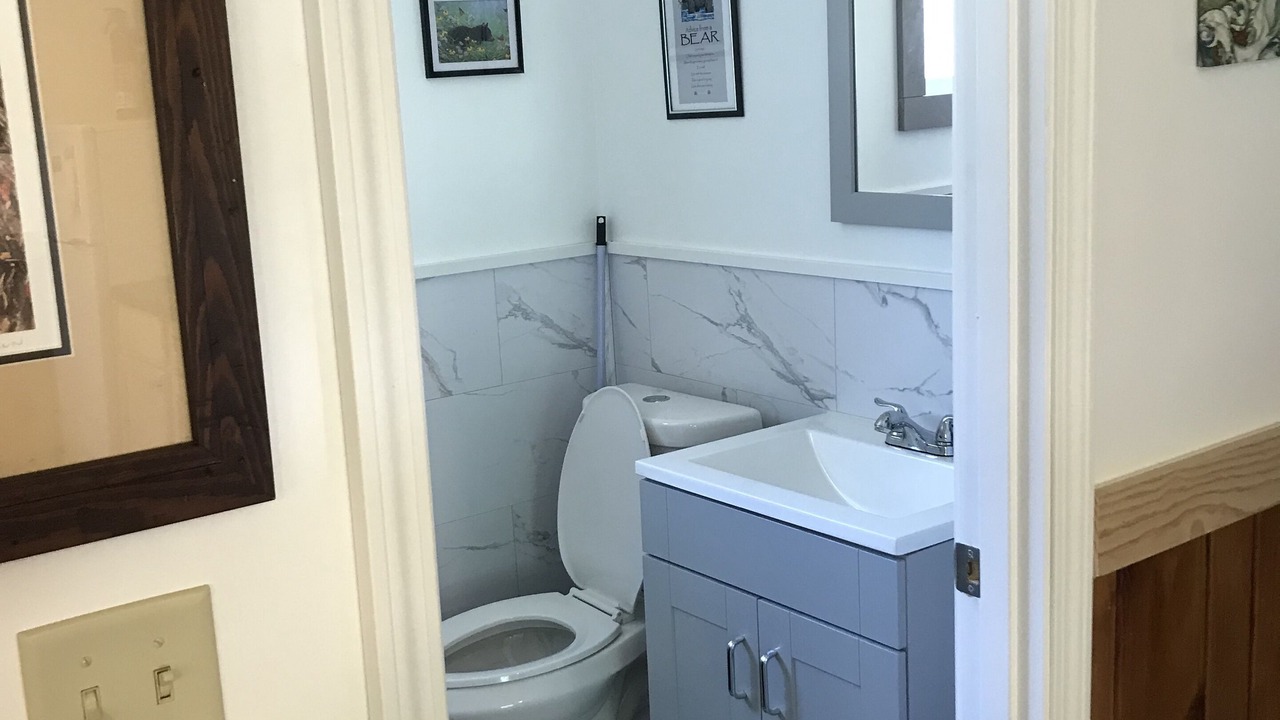 Photo of Bathroom in Federal Dam