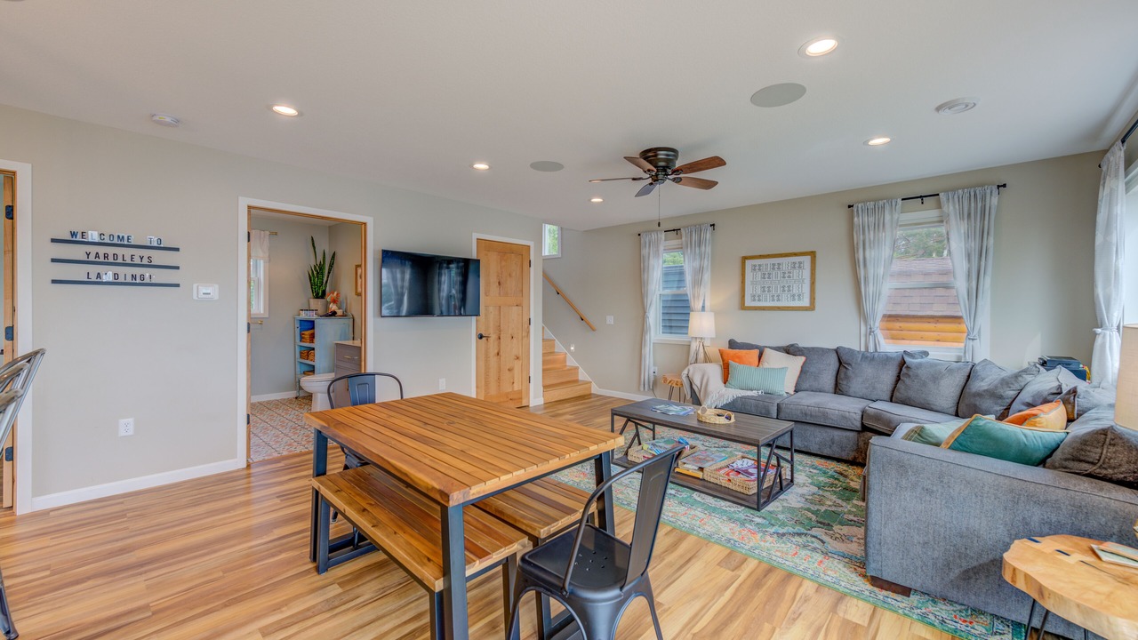 Photo of Livingroom in Lindstrom