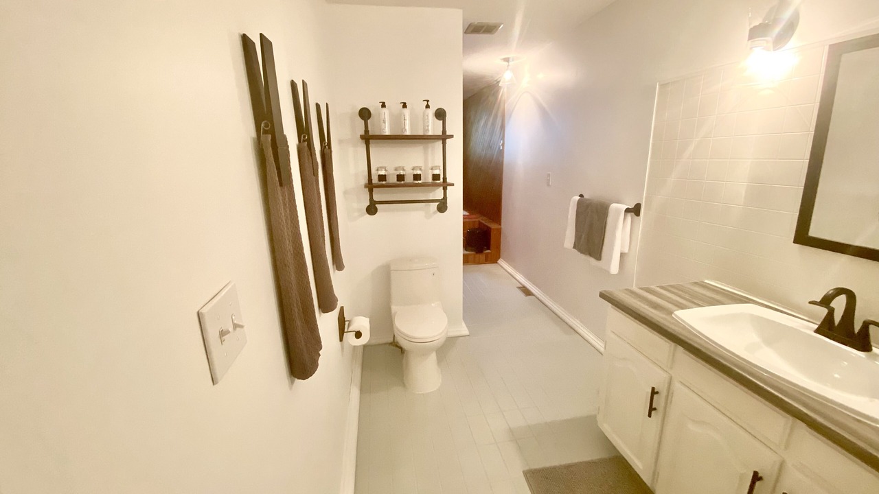 Photo of Bathroom in Algoma District