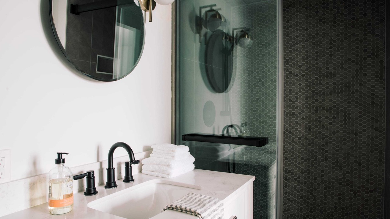 Photo of Bathroom in Carrying Place