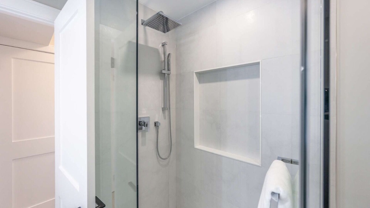 Photo of Bathroom in Beaconsfield Village