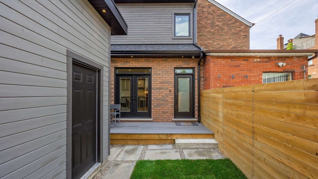 Photo of Patio Balcony in Beaconsfield Village
