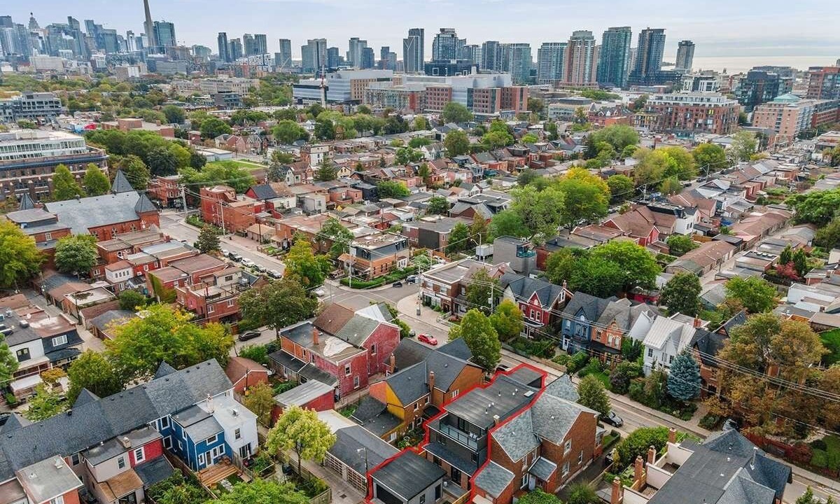 Photo of Outdoor in Beaconsfield Village
