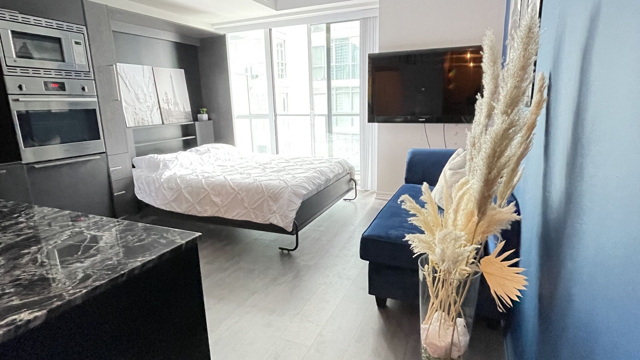 Photo of Bedroom in Toronto Entertainment District