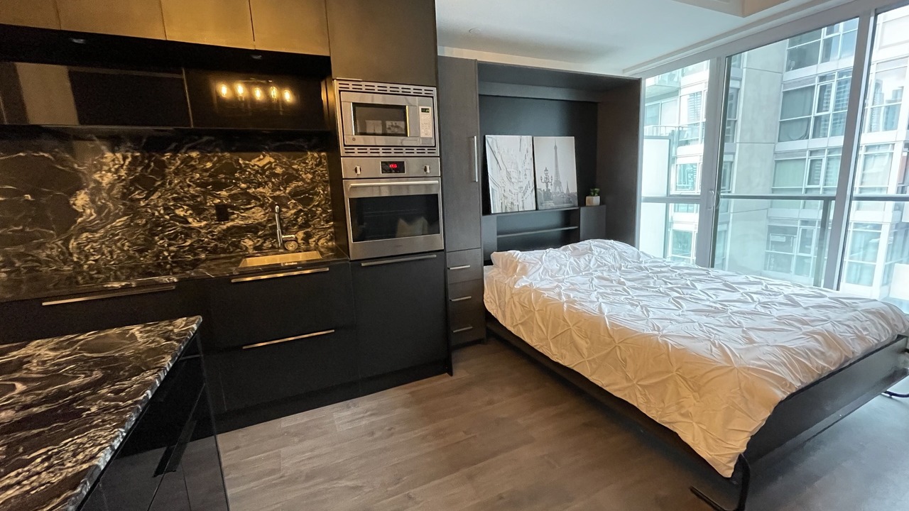 Photo of Bedroom in Toronto Entertainment District