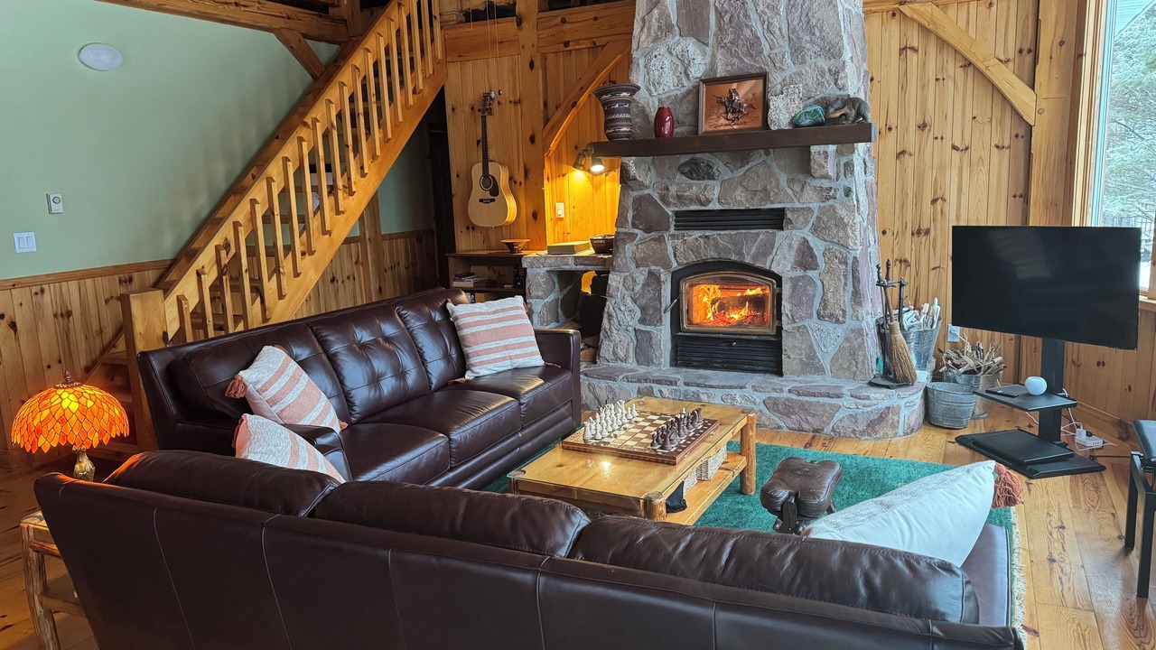 Photo of Livingroom in Algoma District
