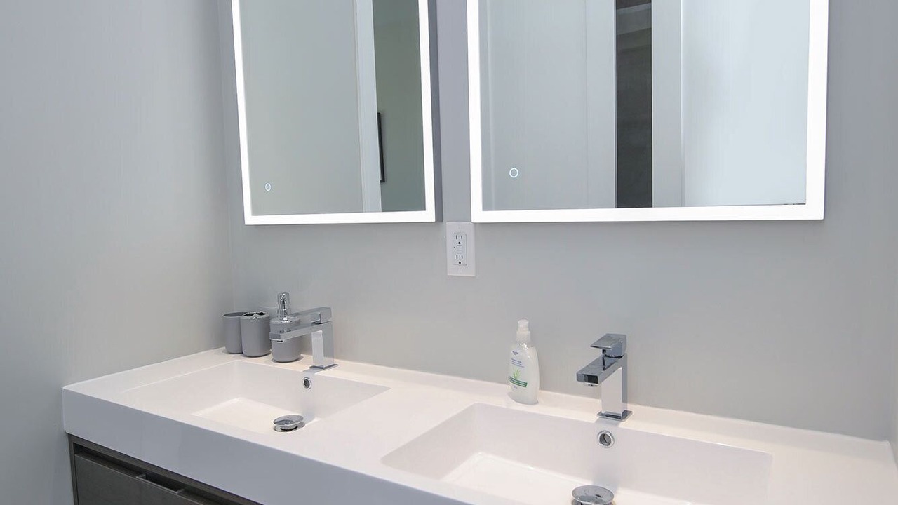 Photo of Bathroom in Beaconsfield Village