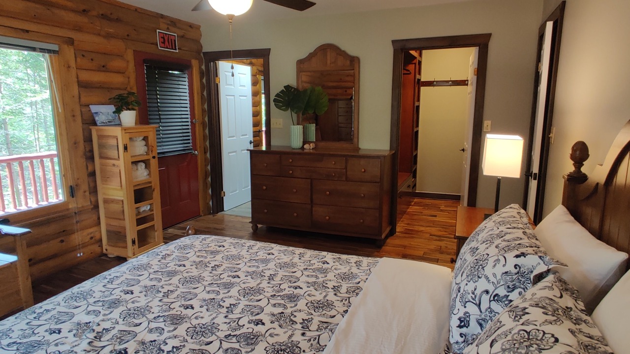 Photo of Bedroom in Northern Bruce Peninsula
