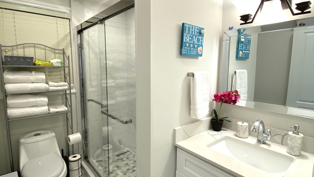 Photo of Bathroom in Queenston