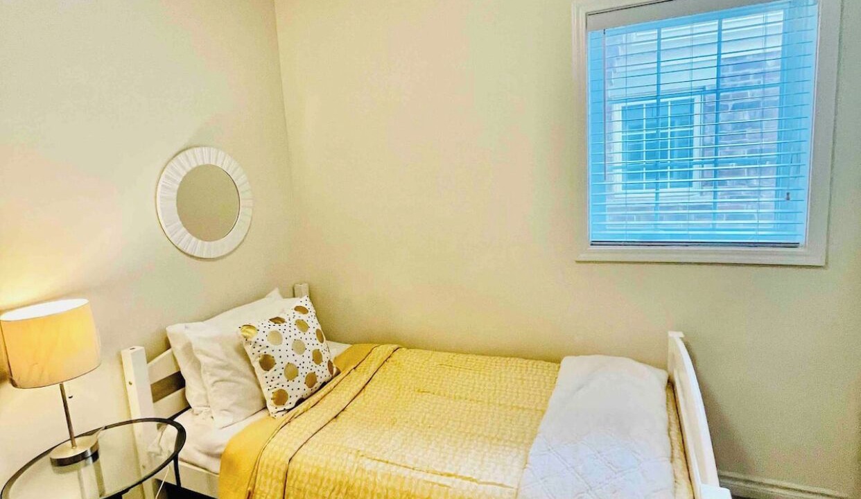Photo of Bedroom in Halton Regional Municipality