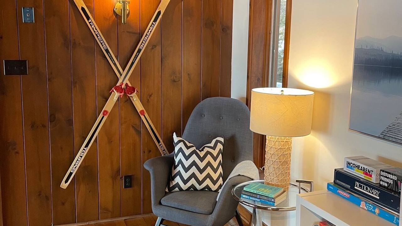 Photo of Bedroom in Elizabethtown-Kitley