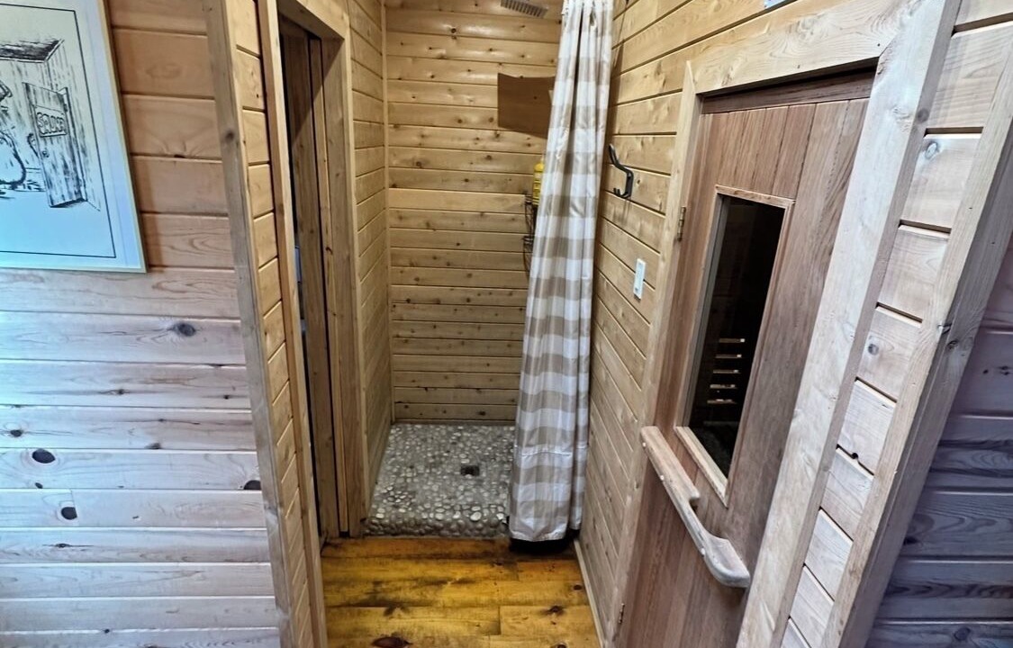 Photo of Bathroom in Marmora