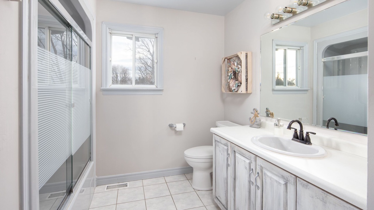 Photo of Bathroom in Pointe aux Roches