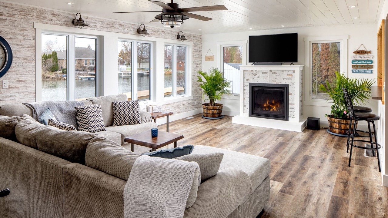 Photo of Livingroom in Pointe aux Roches