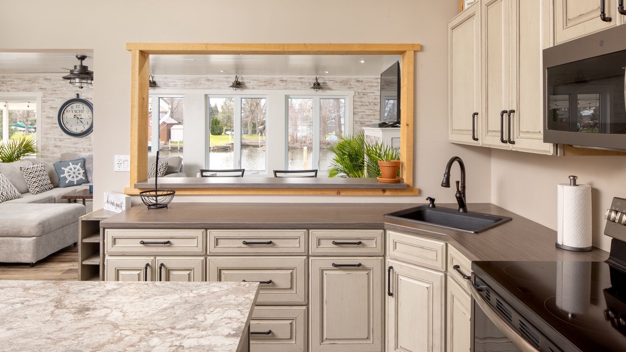 Photo of Kitchen in Pointe aux Roches