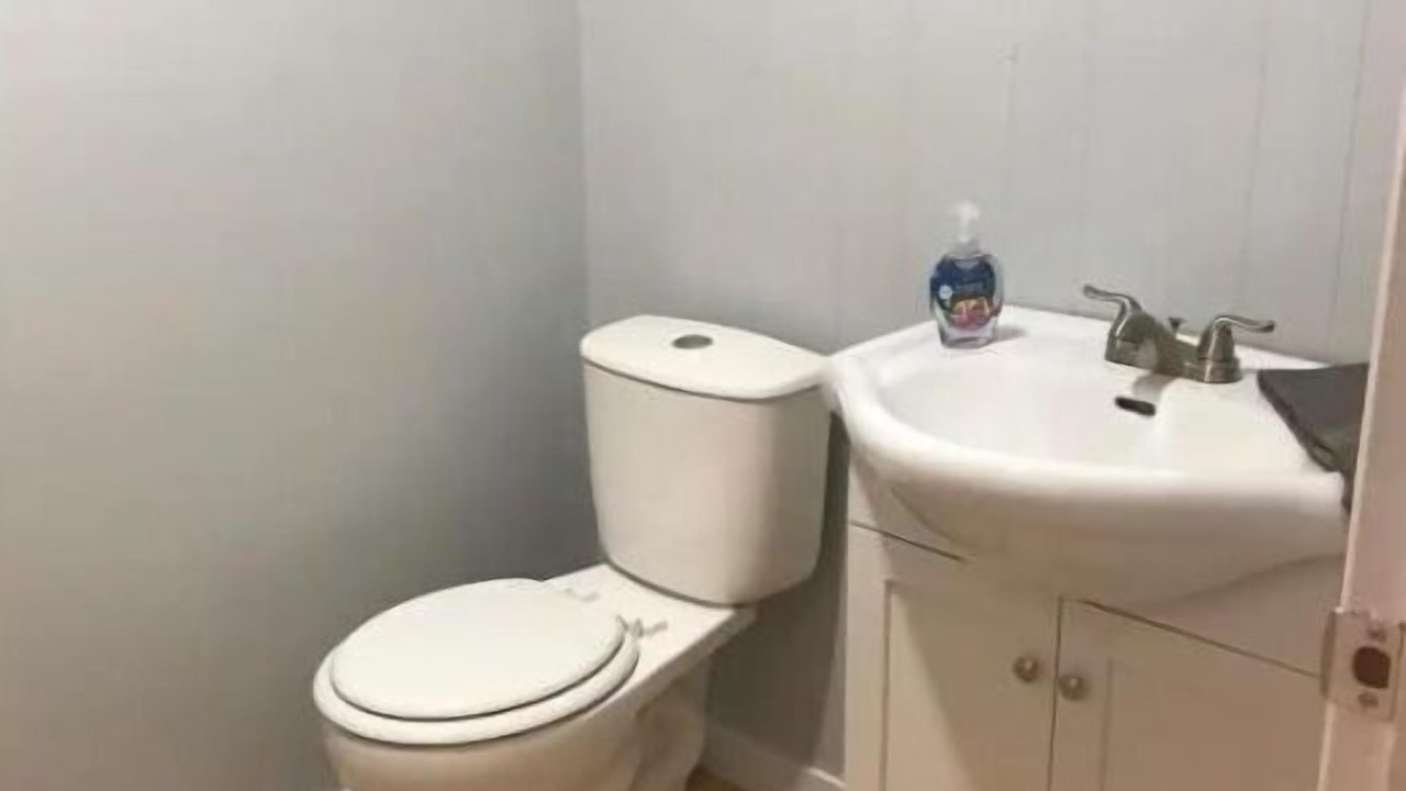 Photo of Bathroom in Kettle Point 44