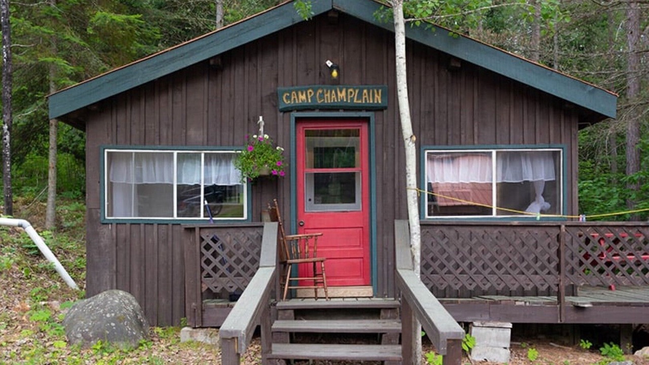 Photo of Outdoor in Papineau-Cameron