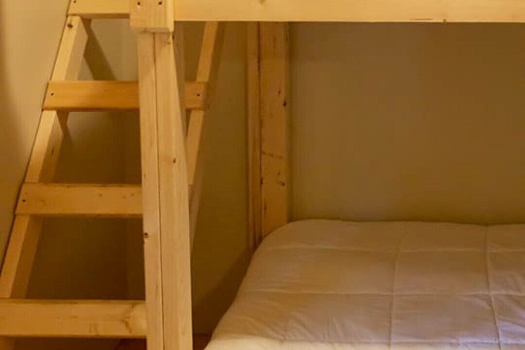 Photo of Bedroom in Papineau-Cameron