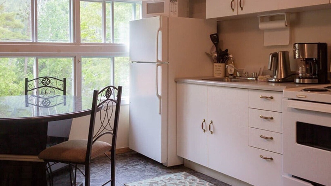 Photo of Kitchen in Papineau-Cameron