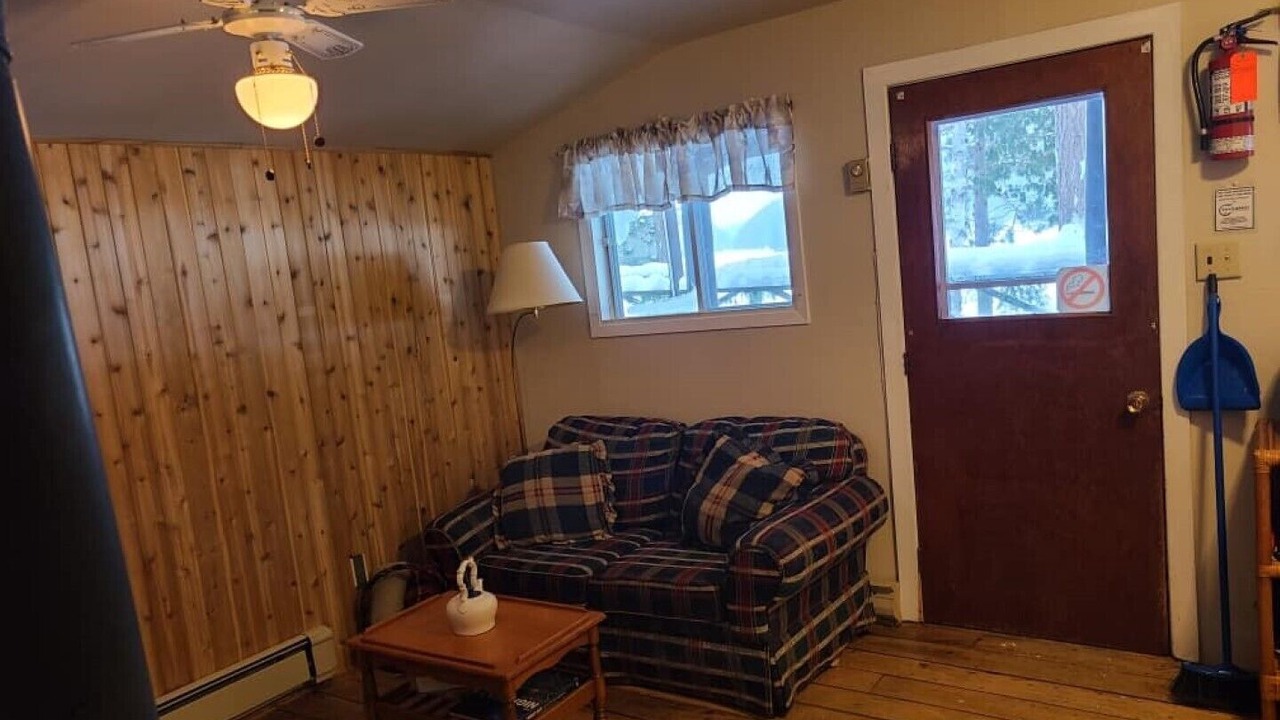 Photo of Livingroom in Papineau-Cameron