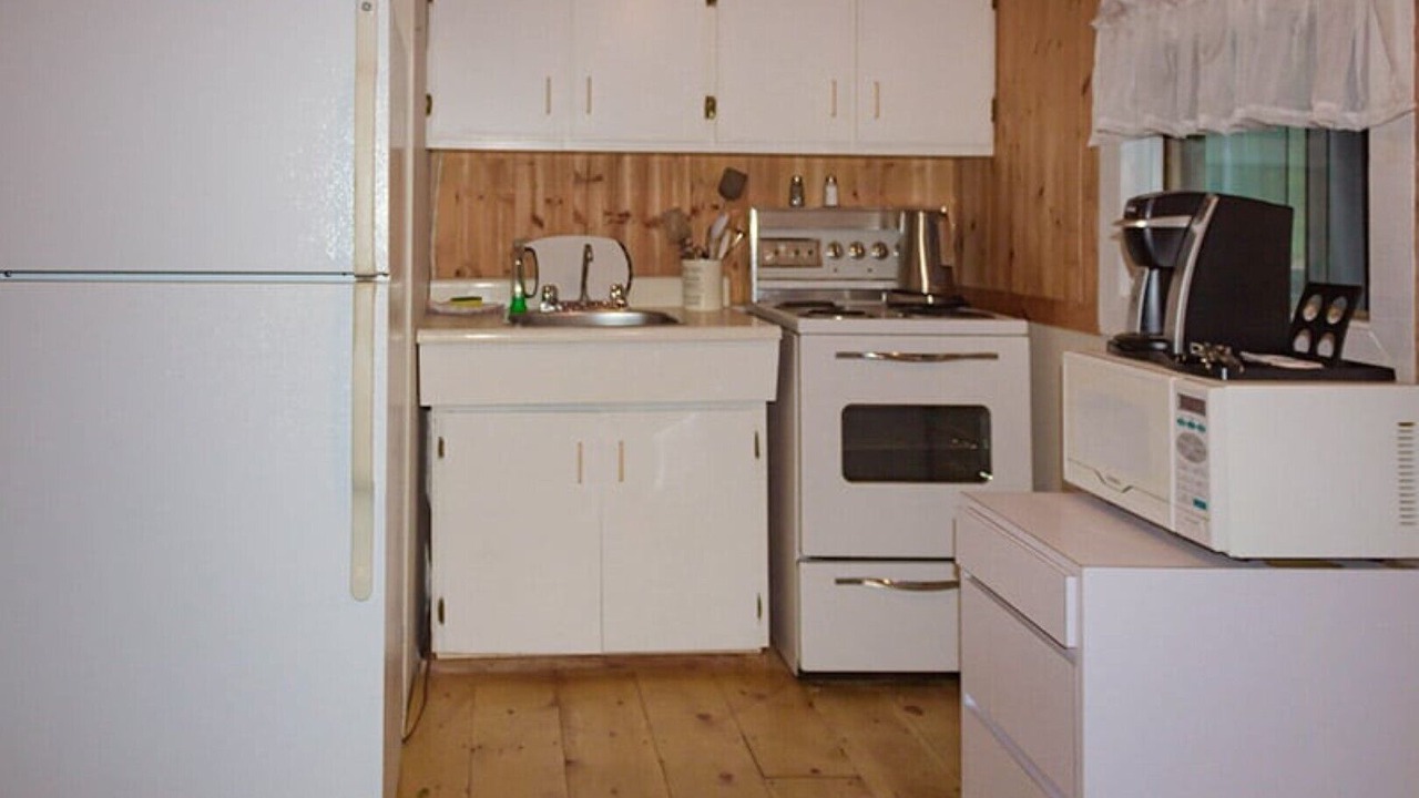 Photo of Kitchen in Papineau-Cameron