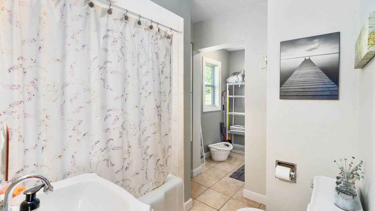 Photo of Bedroom in Two Harbors