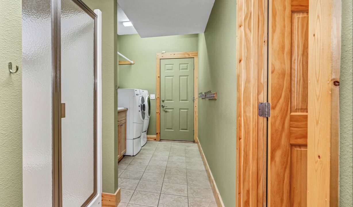 Photo of Bathroom in Breezy Point