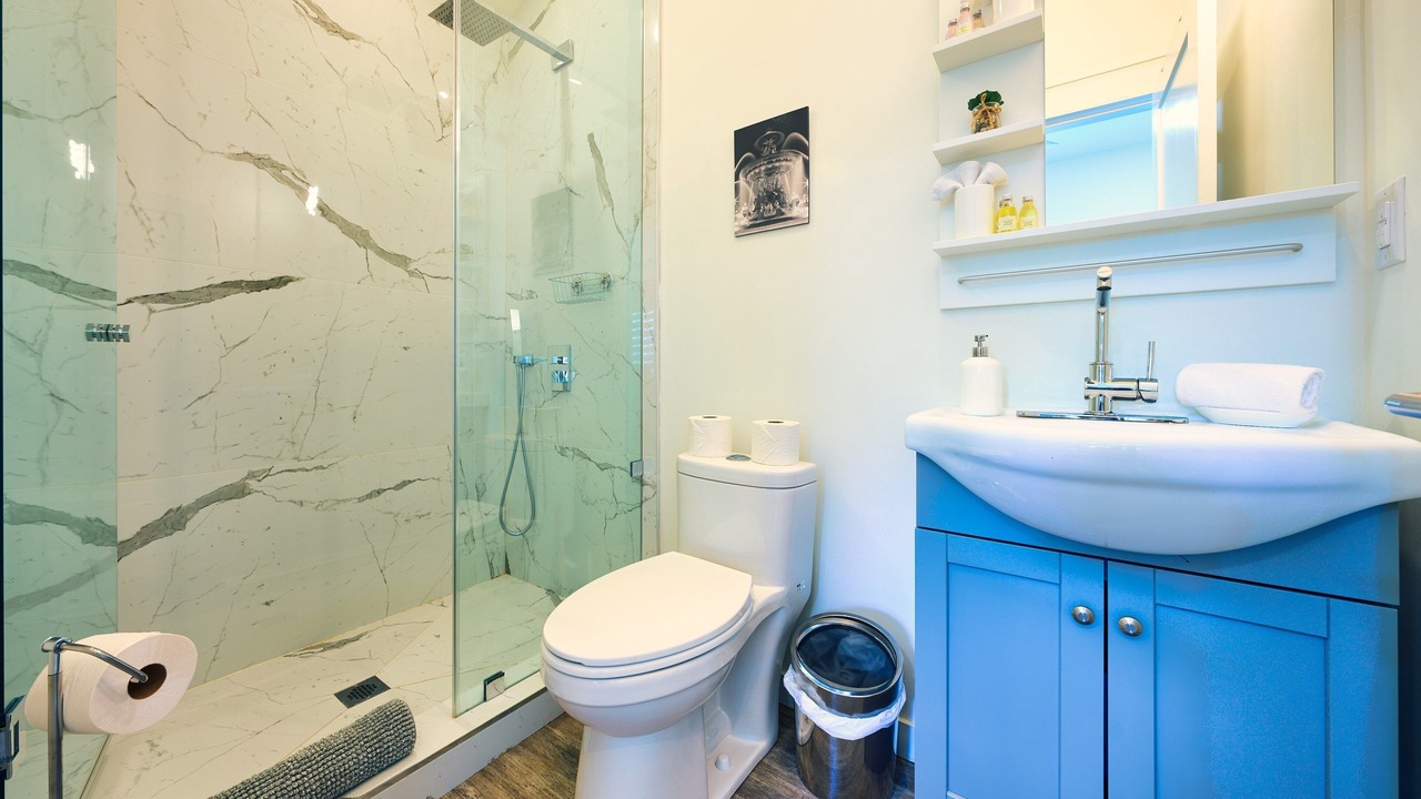 Photo of Bathroom in Wainfleet