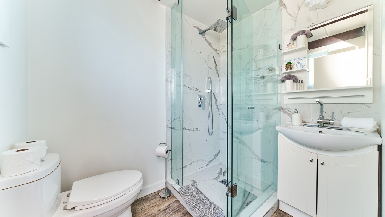 Photo of Bathroom in Wainfleet