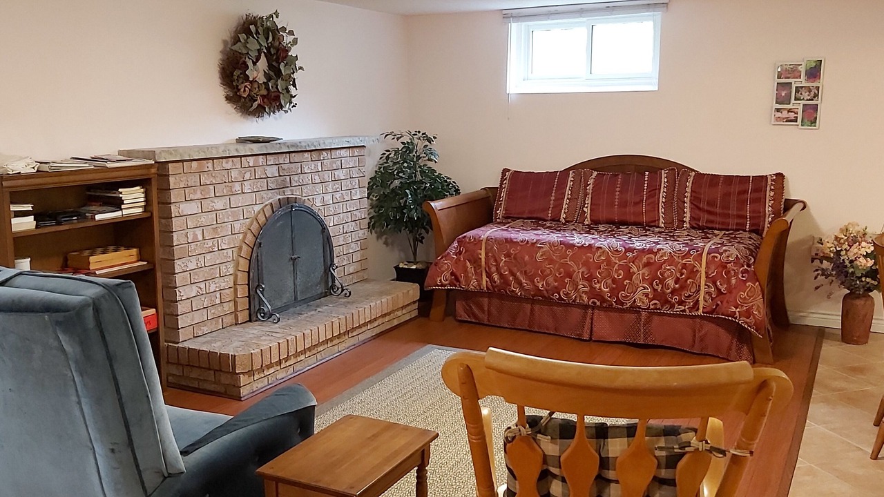 Photo of Livingroom in Clanton Park