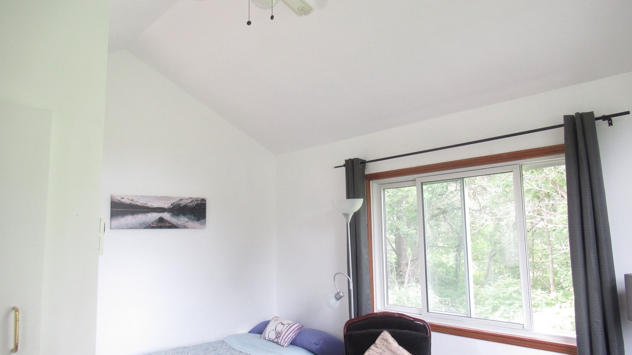 Photo of Bedroom in North Kawartha