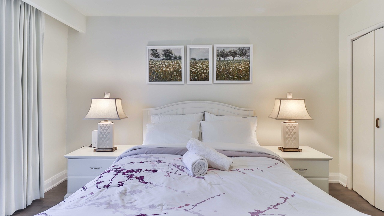 Photo of Bedroom in Bayview Village