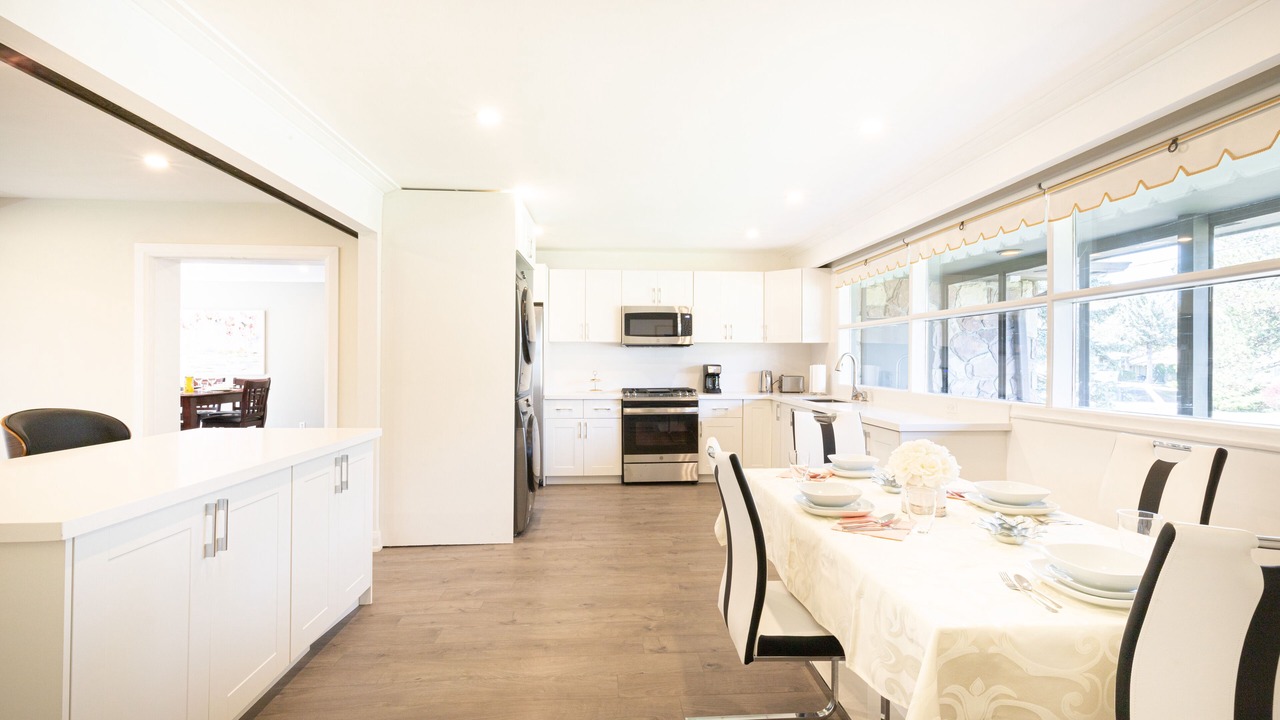 Photo of Kitchen in Bayview Village