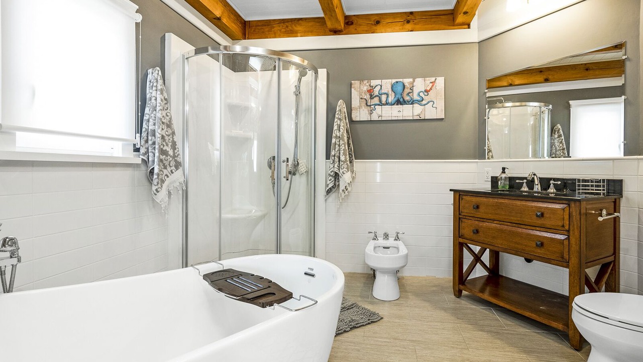 Photo of Bathroom in Meaford