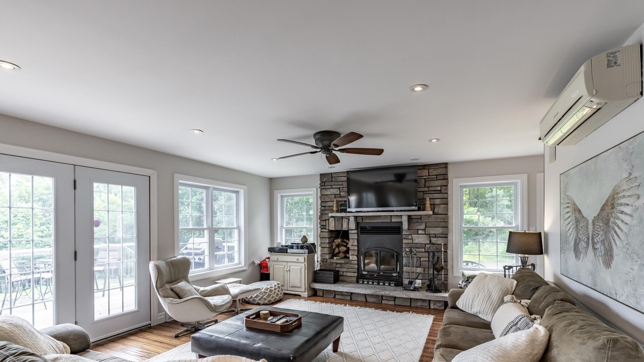 Photo of Livingroom in Windermere