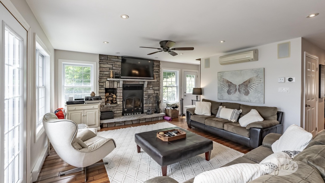 Photo of Livingroom in Windermere
