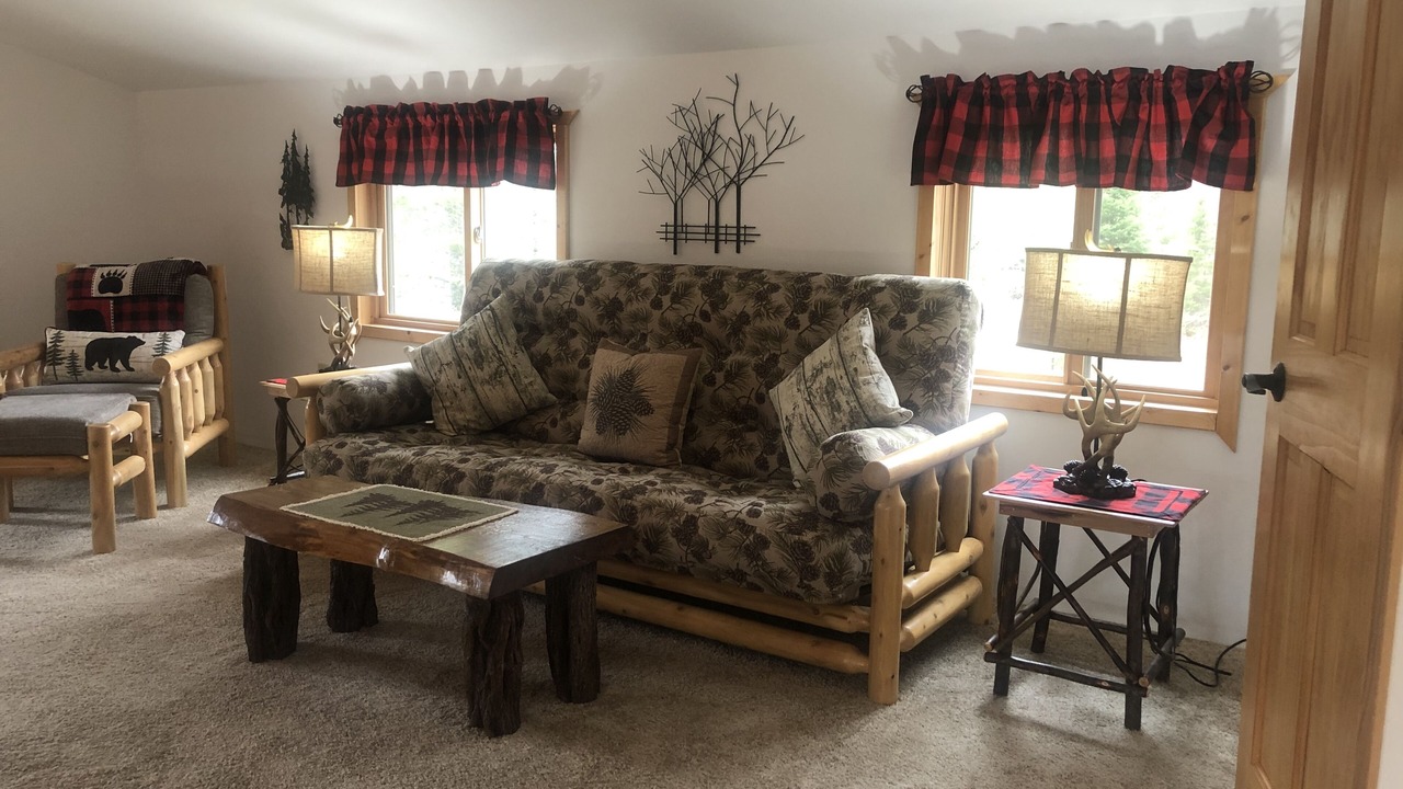 Photo of Livingroom in Ash River