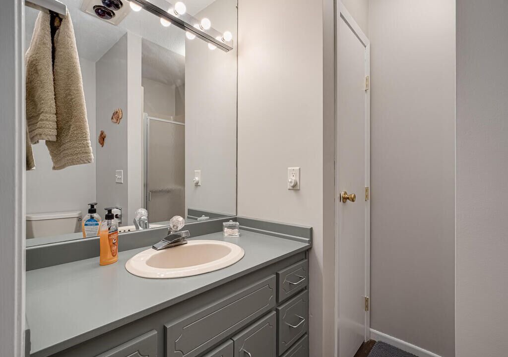 Photo of Bathroom in Isle