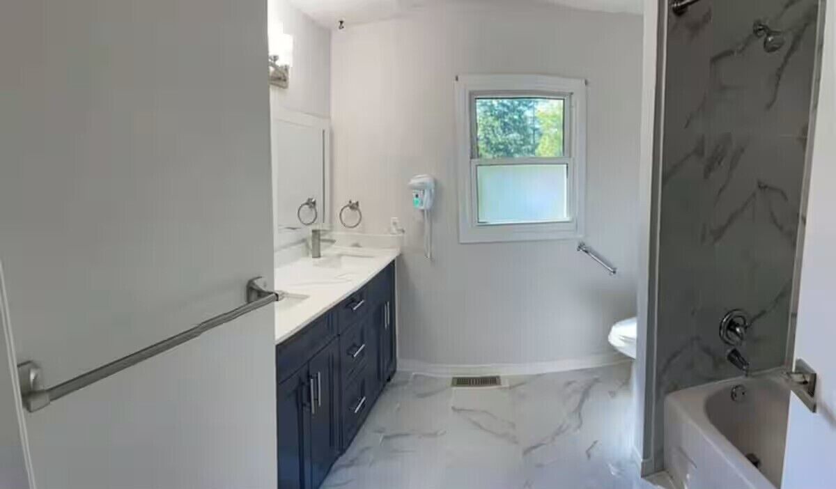 Photo of Bathroom in Bobcaygeon