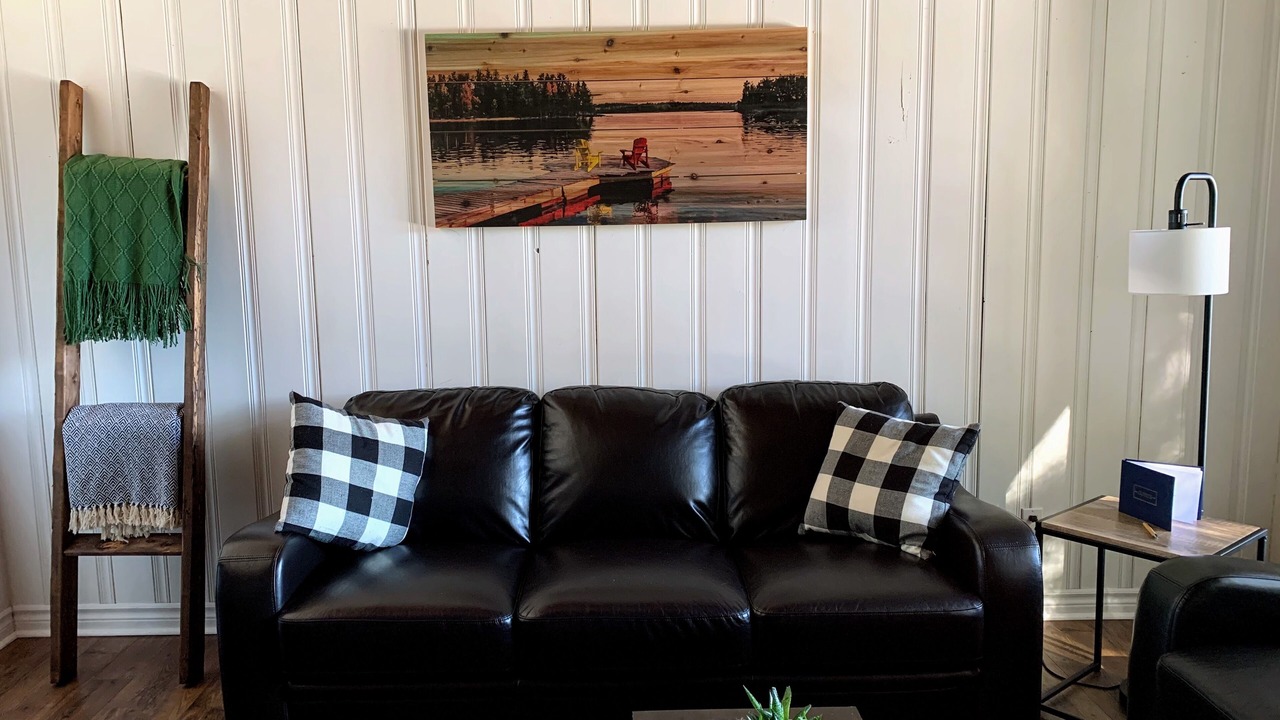 Photo of Livingroom in Dysart et al