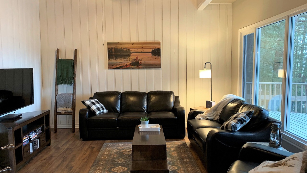 Photo of Livingroom in Dysart et al