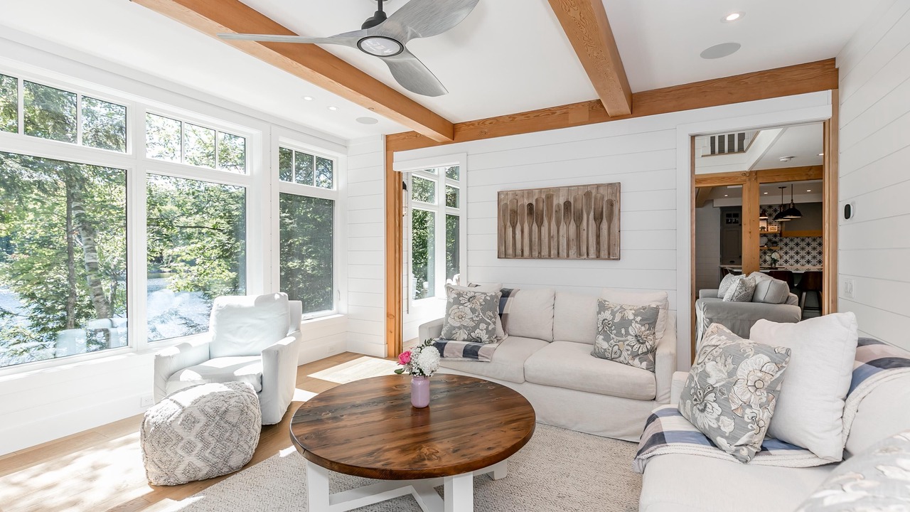 Photo of Bedroom in Lake of Bays