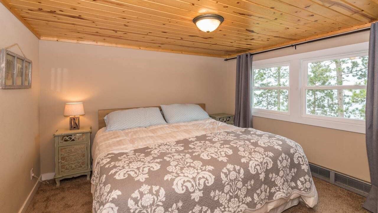 Photo of Bedroom in Pequot Lakes