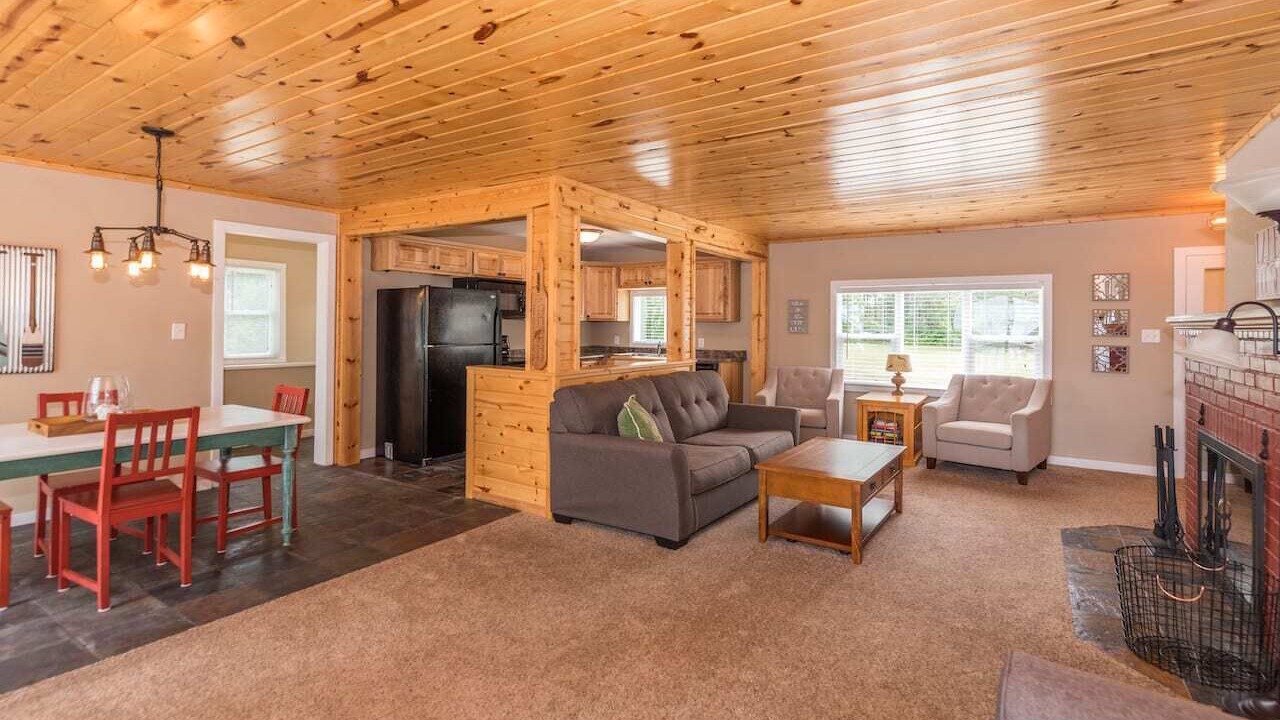 Photo of Livingroom in Pequot Lakes