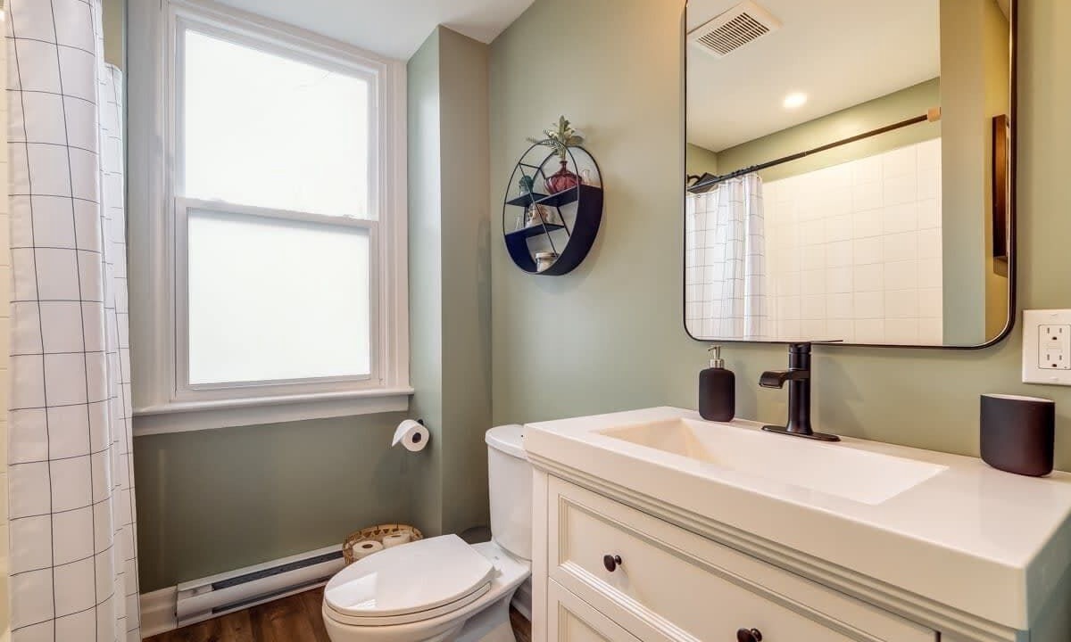 Photo of Bathroom in Picton