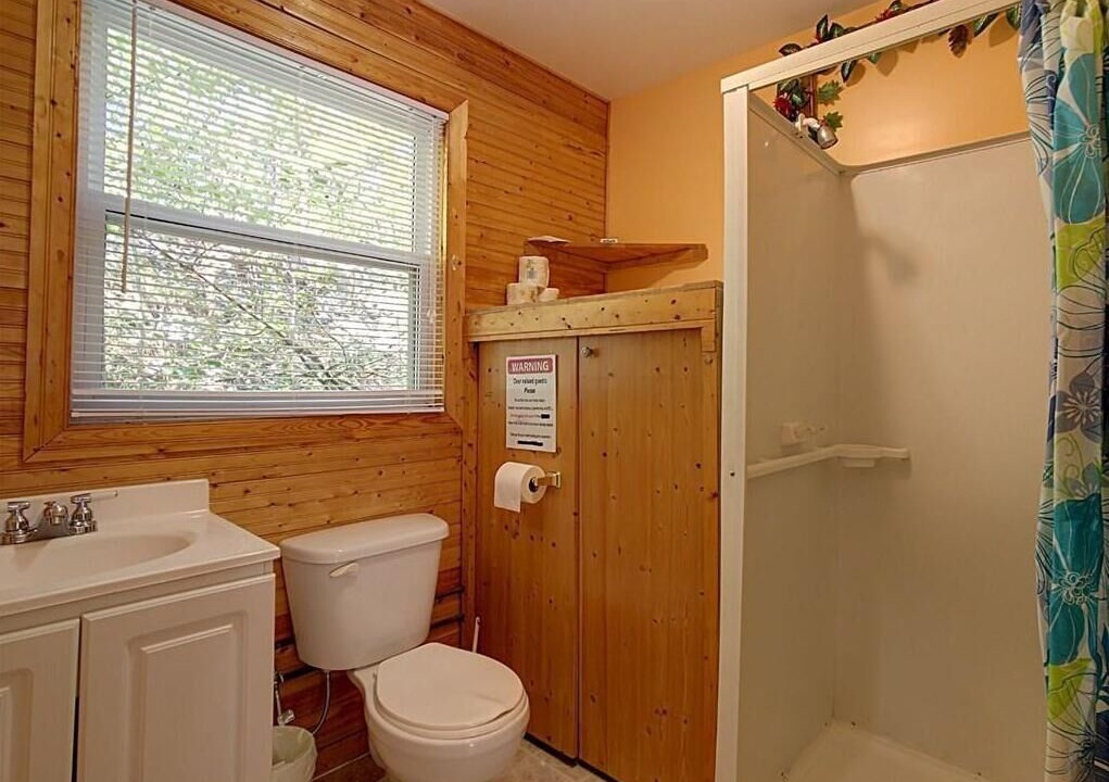 Photo of Bathroom in Arden
