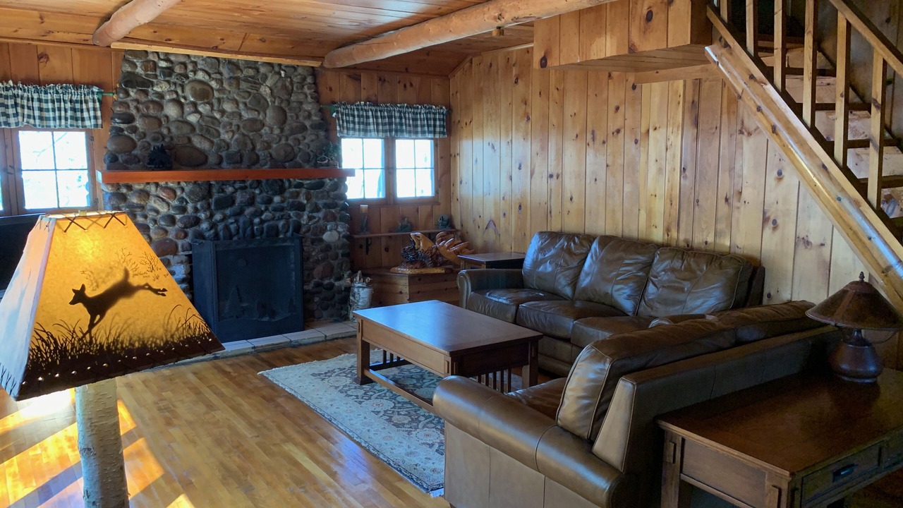 Photo of Livingroom in Sheshebe Point