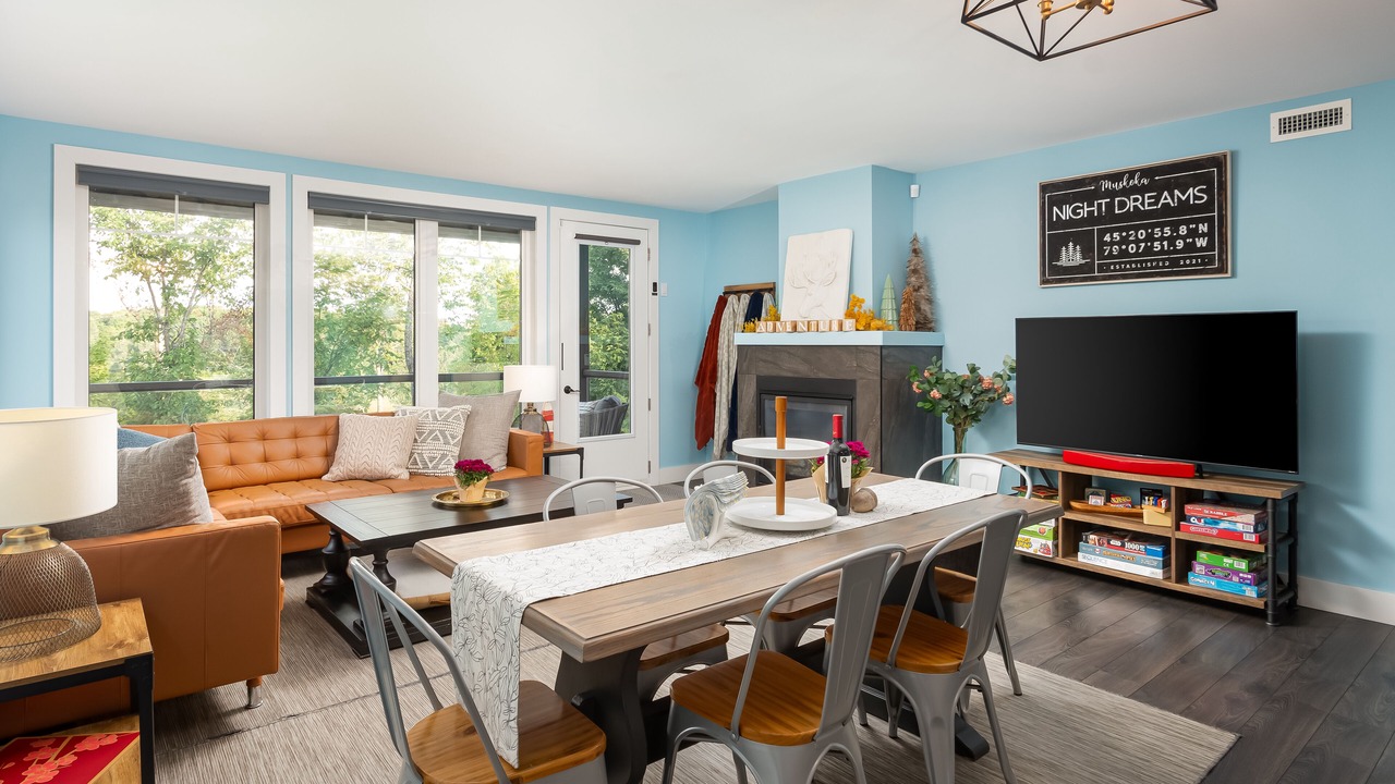 Photo of Livingroom in Huntsville
